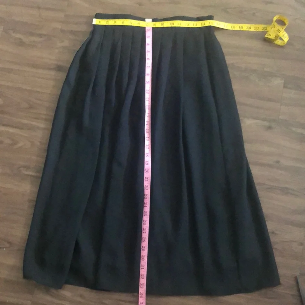 Vintage Black Chiffon Pleated Lined Pull-on Skirt Size 12 - Picture 11 of 13
